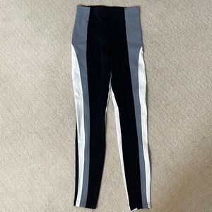 Athleta black, white & grey stripe leggings size XS